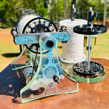 Load image into Gallery viewer, Kit 14 Ghost in Color Electric Spinner with Autowinder, Manual Flyer and Lazy Kate